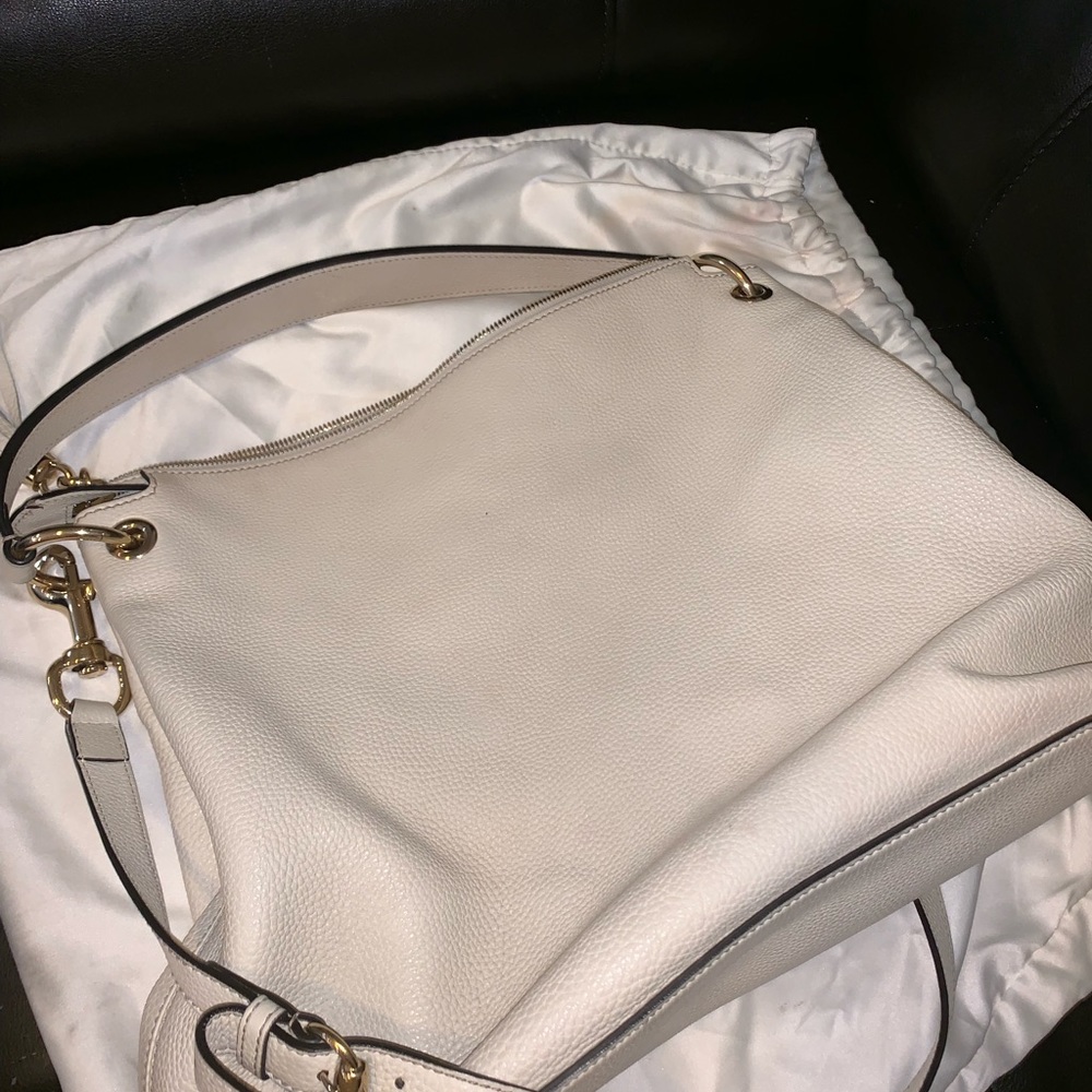 Gucci Soho Leather Shoulder Bag - Picture 5 of 8